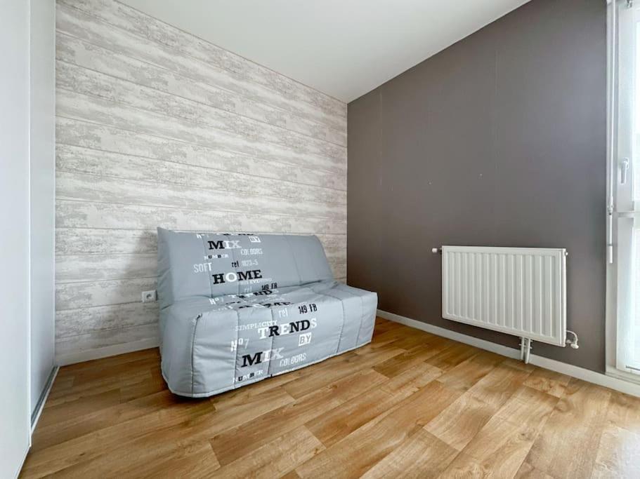 Le Chanteloupien - Appartement Pour 6 Proche Disneyland Paris Exteriör bild